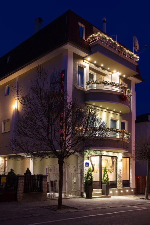 Garni Hotel President De Luxe Kragujevac Exterior foto